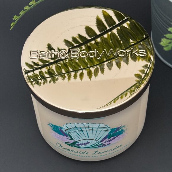 BBW Oceanside Lavender Bath & Body Works 3 Wick Candle - Picture 4 of 10